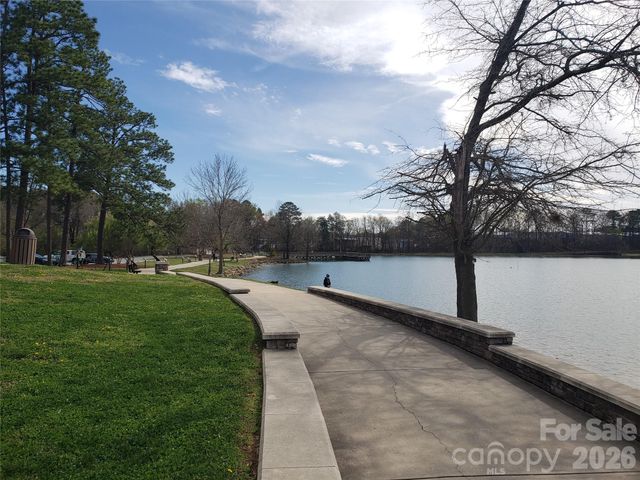 1417 N Oakwood Street, Gastonia, NC 28052