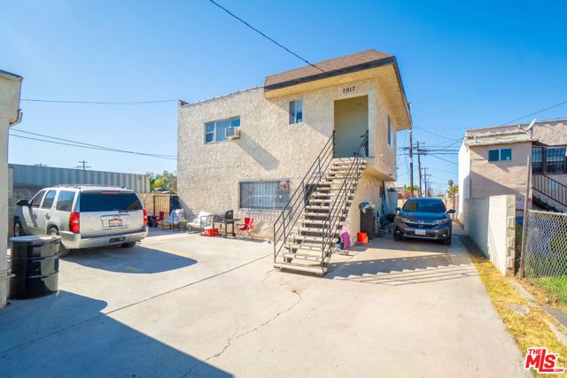 6107 Avalon Boulevard, Los Angeles, CA 90003