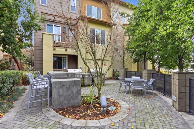 1855 Trento Loop, Milpitas, CA 95035