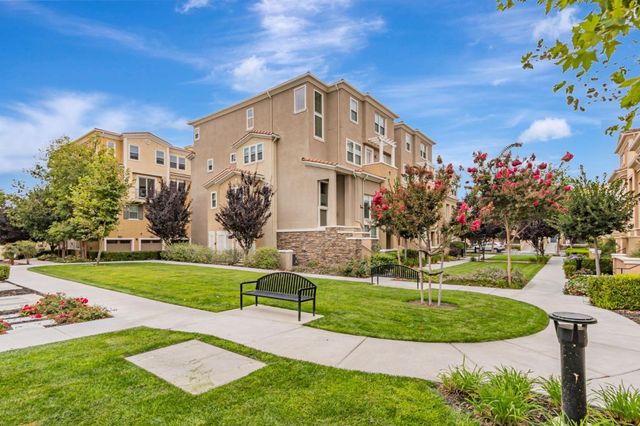 1855 Trento Loop, Milpitas, CA 95035