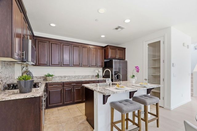 1855 Trento Loop, Milpitas, CA 95035