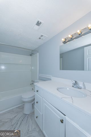 2398 Lawrenceville Highway U, Decatur, GA 30033