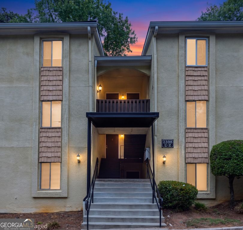 2398 Lawrenceville Highway U, Decatur, GA 30033