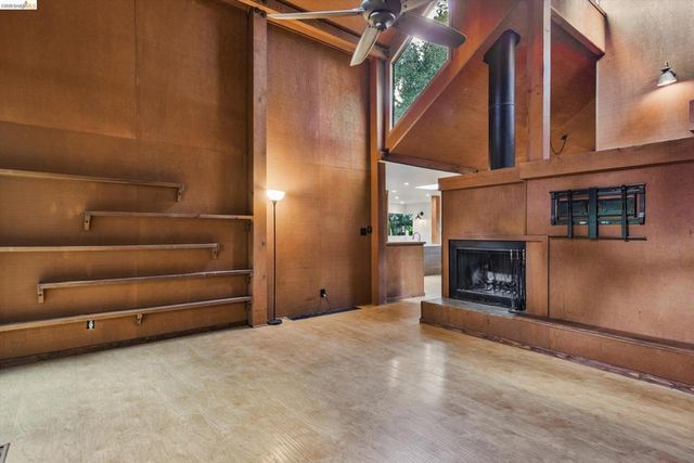 9 9 Wildwood Road, Orinda, CA 94563