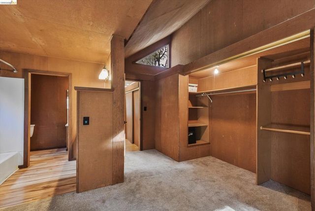 9 9 Wildwood Road, Orinda, CA 94563