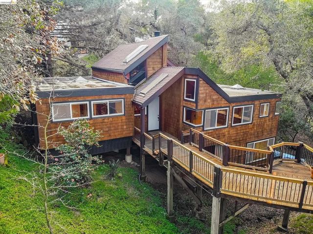 9 9 Wildwood Road, Orinda, CA 94563