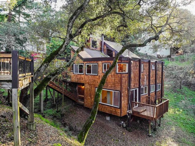 9 9 Wildwood Road, Orinda, CA 94563