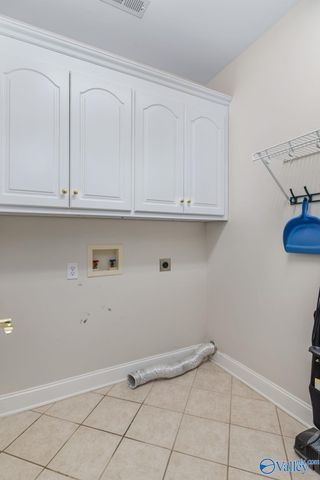 2618 Brompton Lane SW, Decatur, AL 35603