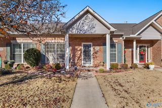 2618 Brompton Lane SW, Decatur, AL 35603