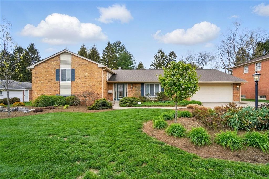 5017 Ackerman Boulevard, Kettering, OH 45429