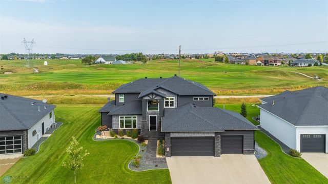 6023 Wildflower Drive S, Fargo, ND 58104