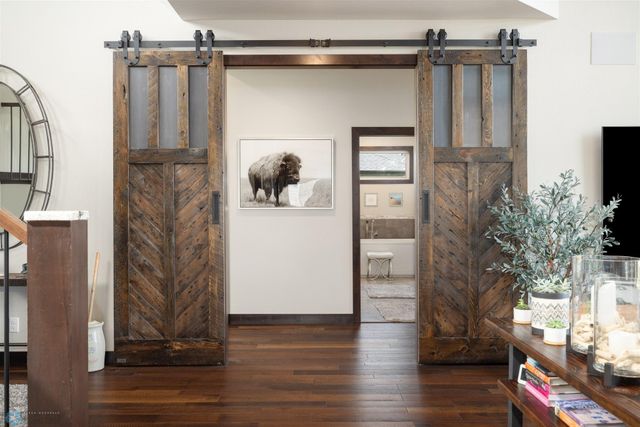 6023 Wildflower Drive S, Fargo, ND 58104