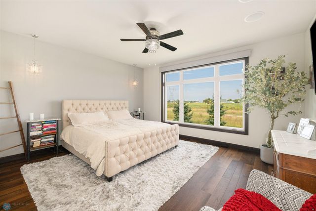 6023 Wildflower Drive S, Fargo, ND 58104