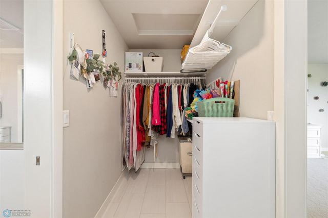 6023 Wildflower Drive S, Fargo, ND 58104