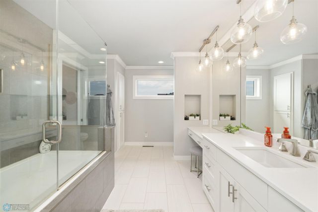 6023 Wildflower Drive S, Fargo, ND 58104