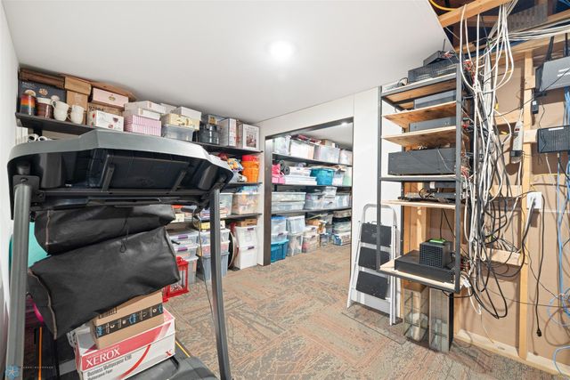 6023 Wildflower Drive S, Fargo, ND 58104