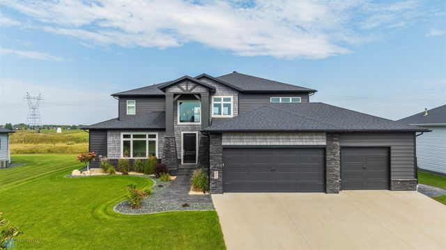 6023 Wildflower Drive S, Fargo, ND 58104