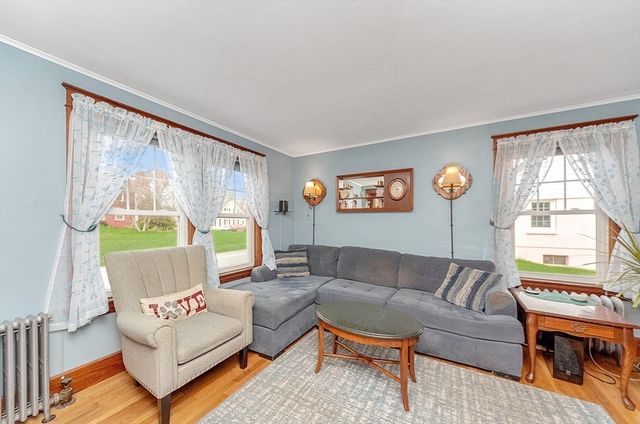 151 Chace St, Clinton, MA 01510