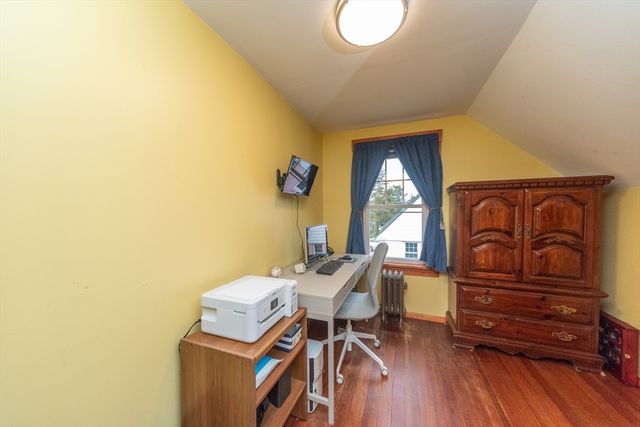 151 Chace St, Clinton, MA 01510