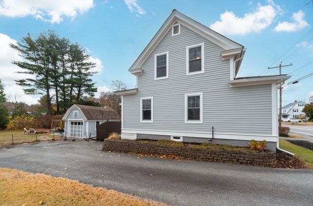 151 Chace St, Clinton, MA 01510