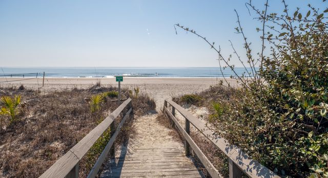 1004 Ocean Boulevard Unit 112, Isle Of Palms, SC 29451