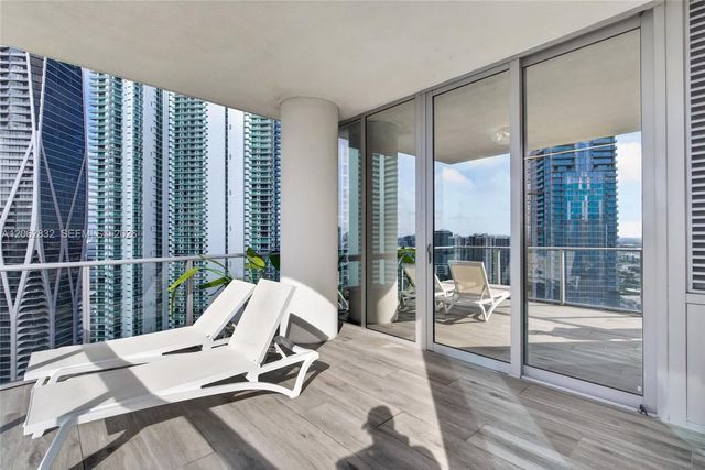 851 NE 1st Ave 3201, Miami, FL 33132