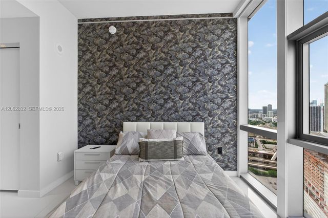 851 NE 1st Ave 3201, Miami, FL 33132