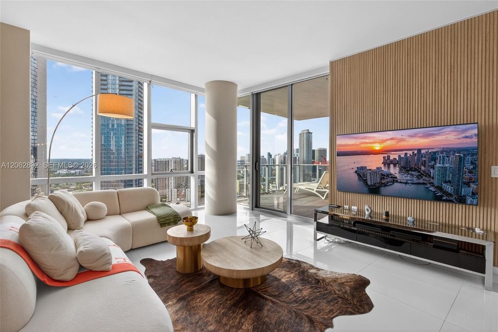 851 NE 1st Ave 3201, Miami, FL 33132
