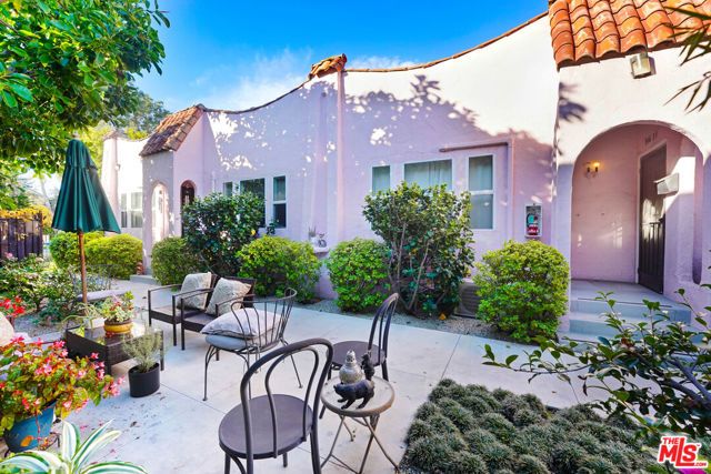 846 N Sycamore Avenue, Los Angeles, CA 90038