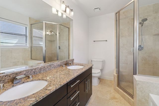 5816 Birchbrook Drive 219, Dallas, TX 75206