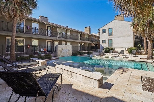 5816 Birchbrook Drive 219, Dallas, TX 75206