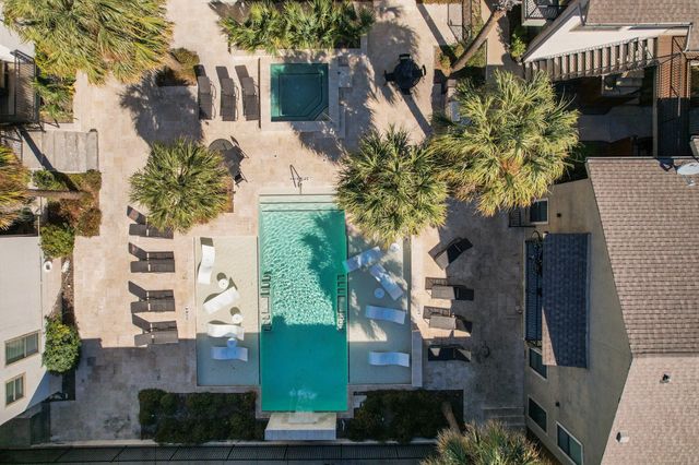 5816 Birchbrook Drive 219, Dallas, TX 75206