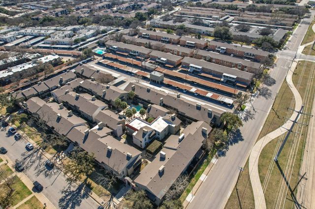 5816 Birchbrook Drive 219, Dallas, TX 75206