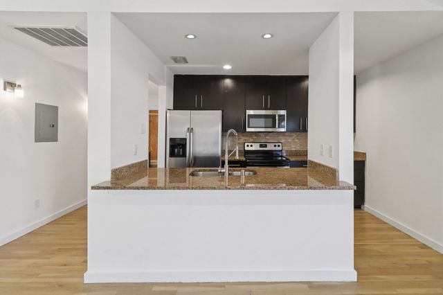 5816 Birchbrook Drive 219, Dallas, TX 75206