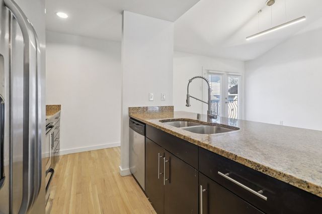 5816 Birchbrook Drive 219, Dallas, TX 75206