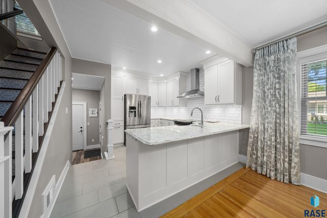 1701 S Carter Pl Place, Sioux Falls, SD 57105