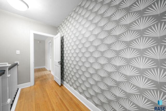 1701 S Carter Pl Place, Sioux Falls, SD 57105