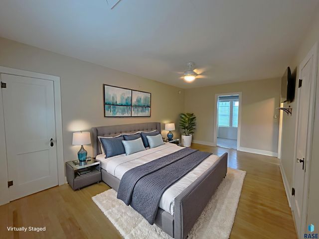 1701 S Carter Pl Place, Sioux Falls, SD 57105