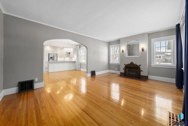 1701 S Carter Pl Place, Sioux Falls, SD 57105