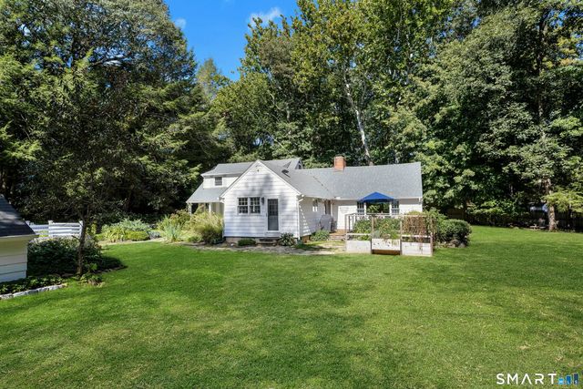 3 Weston Road, Weston, CT 06883