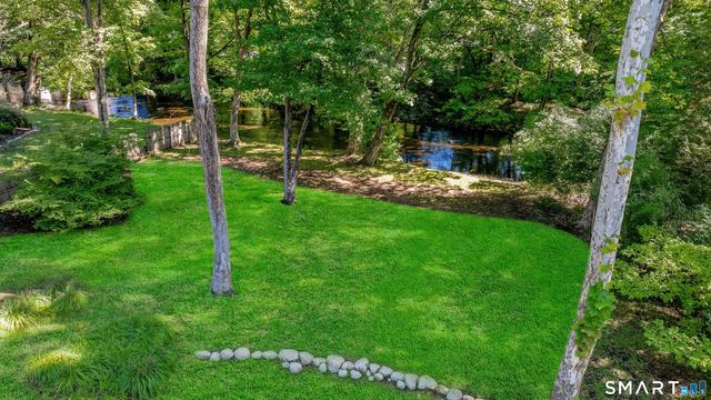 3 Weston Road, Weston, CT 06883