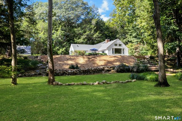 3 Weston Road, Weston, CT 06883