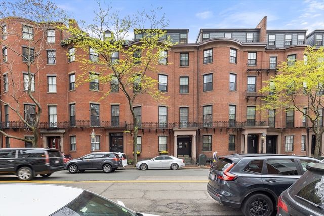 27 Bowdoin Street 1C, Boston, MA 02114
