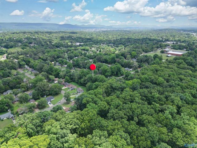 3129 Gayhart Drive NW, Huntsville, AL 35810