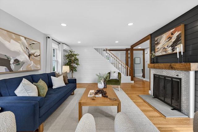 4 Irving St, Stoneham, MA 02180