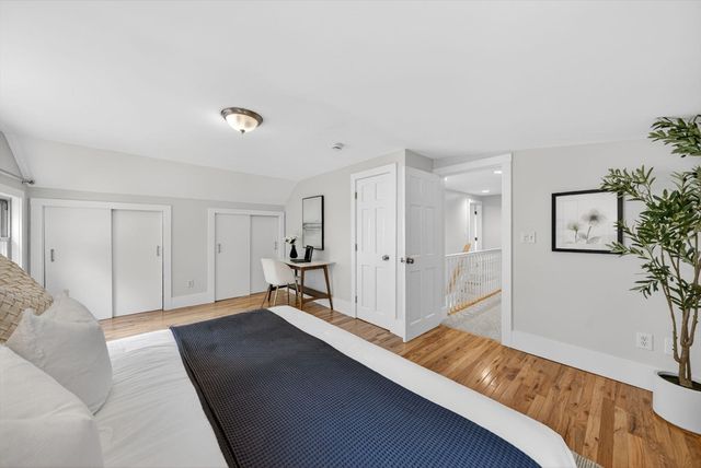 4 Irving St, Stoneham, MA 02180