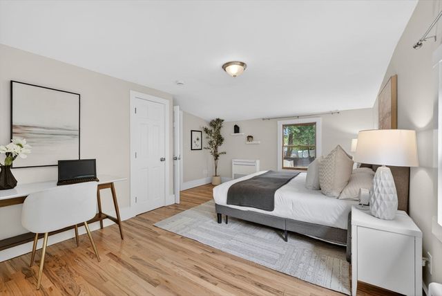 4 Irving St, Stoneham, MA 02180