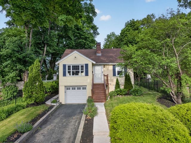 4 Irving St, Stoneham, MA 02180