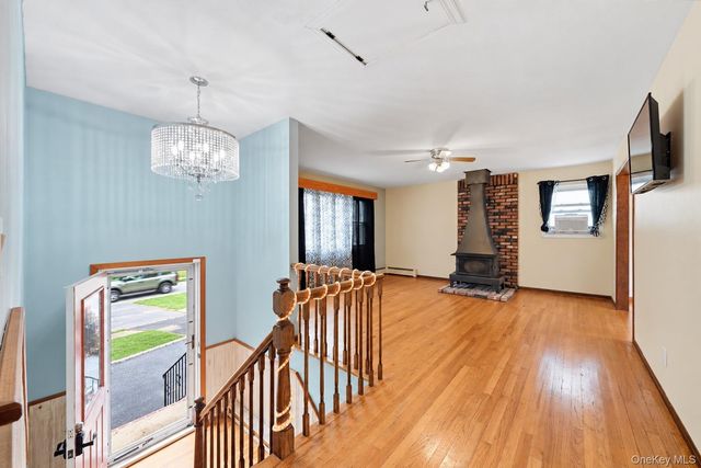 295 Depot Road, Huntington Station, NY 11746