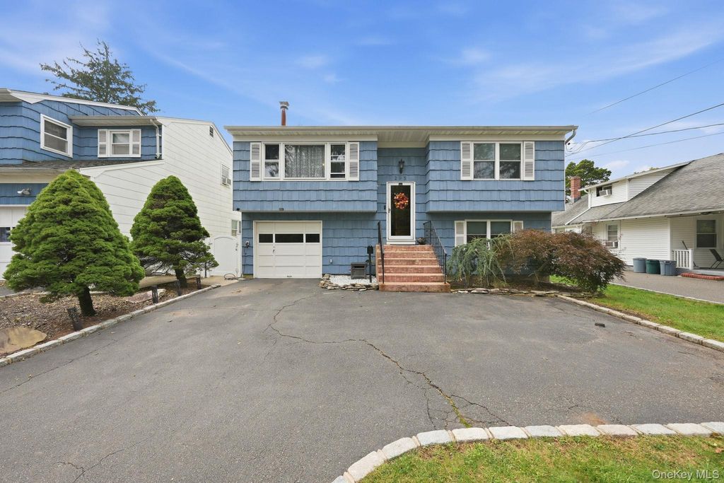295 Depot Road, Huntington Station, NY 11746